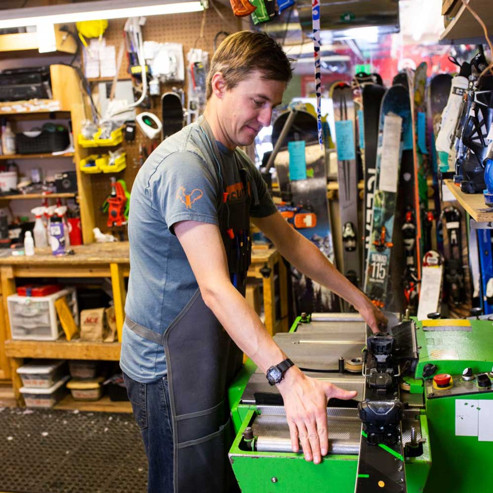 Ski Tune And Repair Shop - Epic Mountain Sports